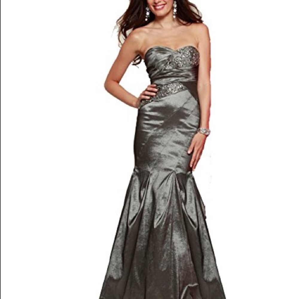 Prom Dress / Formal Gown by Clarisse